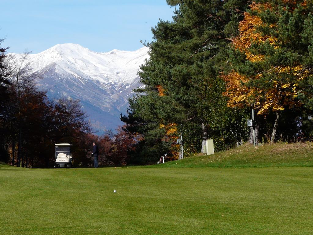 Le Domaine De Falgos Golf & Spa Saint-Laurent-de-Cerdans Exterior photo