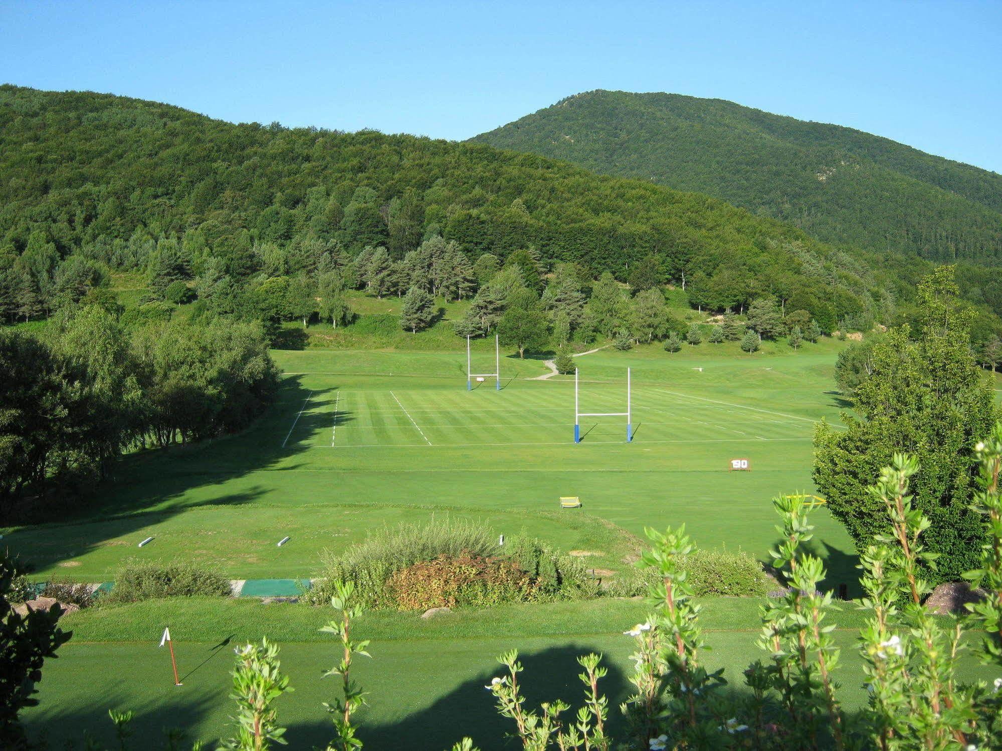 Le Domaine De Falgos Golf & Spa Saint-Laurent-de-Cerdans Exterior photo